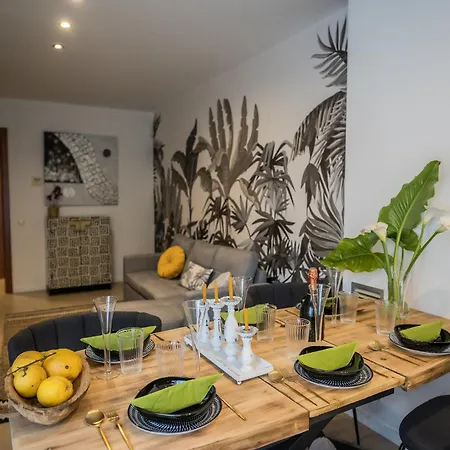 Abaros Apartment *